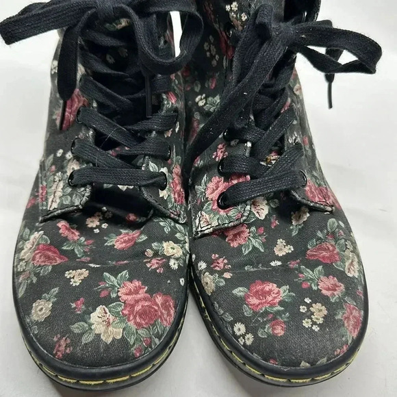 Dr Martens Hackney Combat Boots Canvas Lace Up Ankle Black Pink Rose Floral 6 - Picture 5 of 10